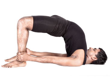 5 Powerful Yoga Asanas To Build Six Pack Abs